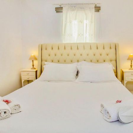 Вілла Renthousetinos Екстер'єр фото