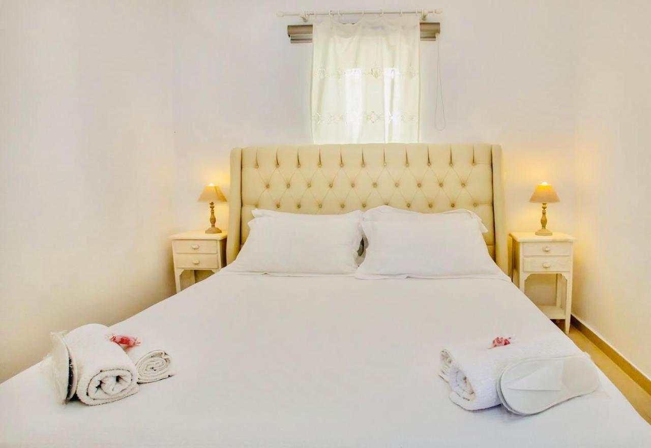 Вілла Renthousetinos Екстер'єр фото
