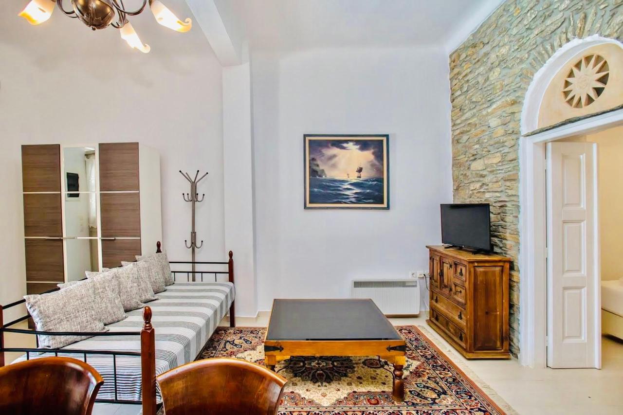 Вілла Renthousetinos Екстер'єр фото